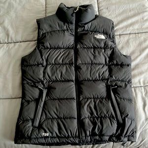 The North Face 700 vest women’s
